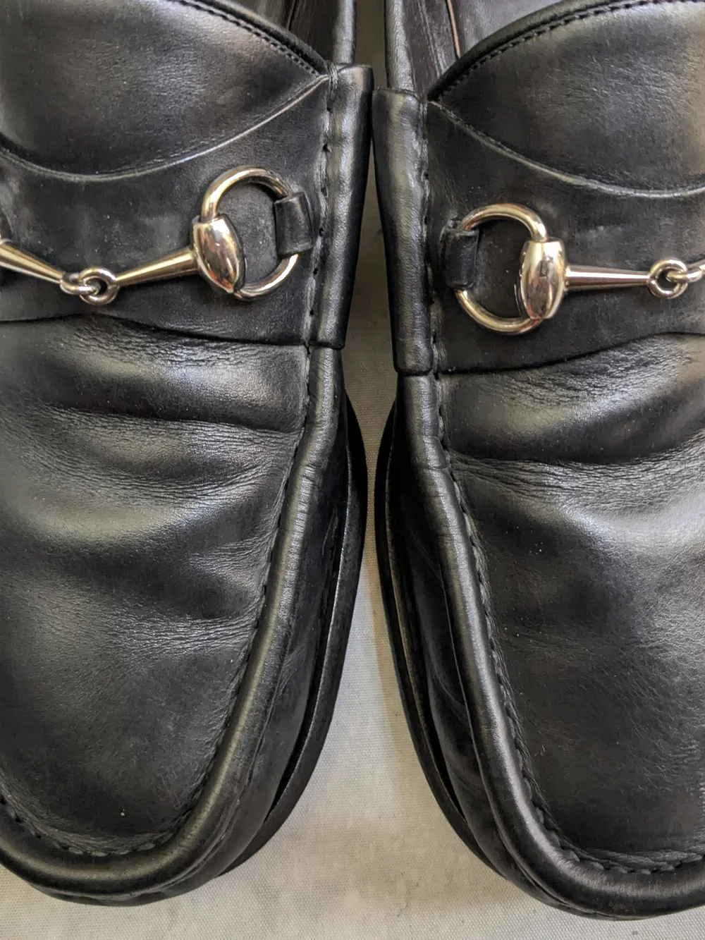 Gucci Men’s Black Leather Horsebit Loafers